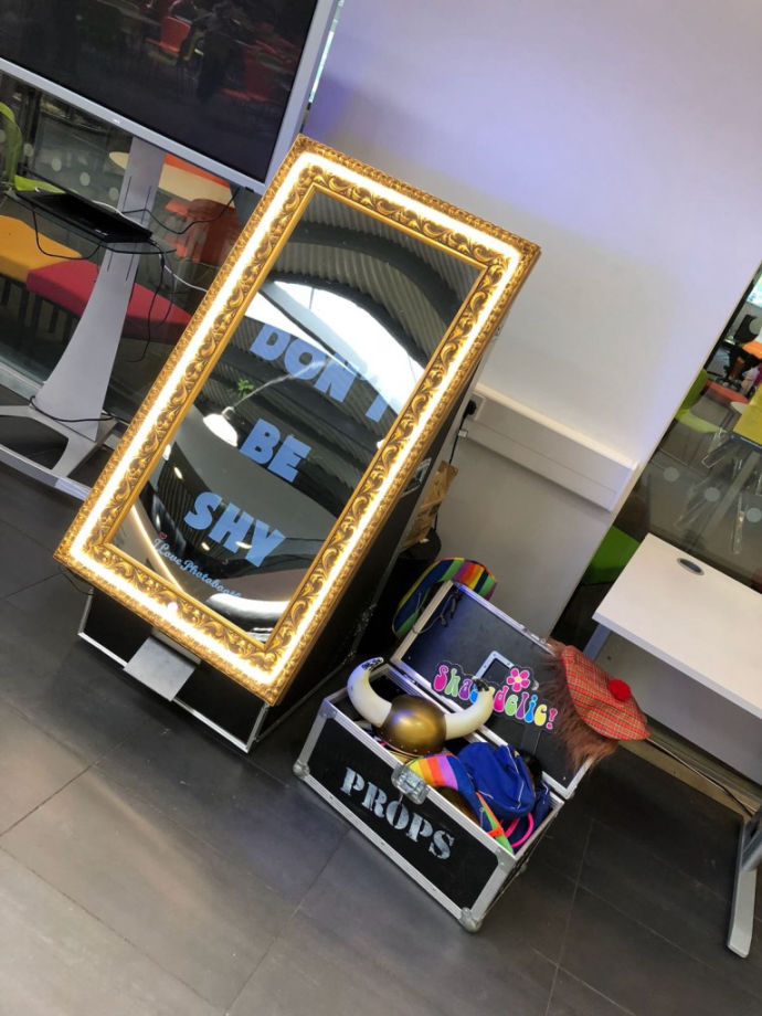 Magic selfie mirror photo booth hire ipswich