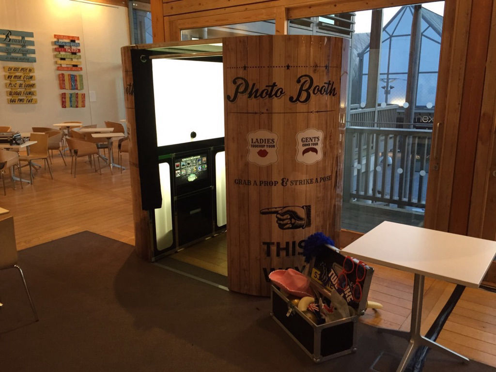 Vintage photo booth hire ipswich